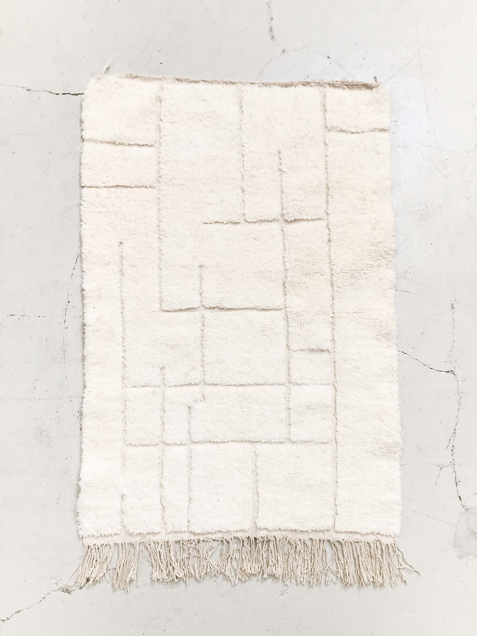 Miniature : Tapis berbère Beni Ouarain uni à motifs gravés 1,60x1,05m