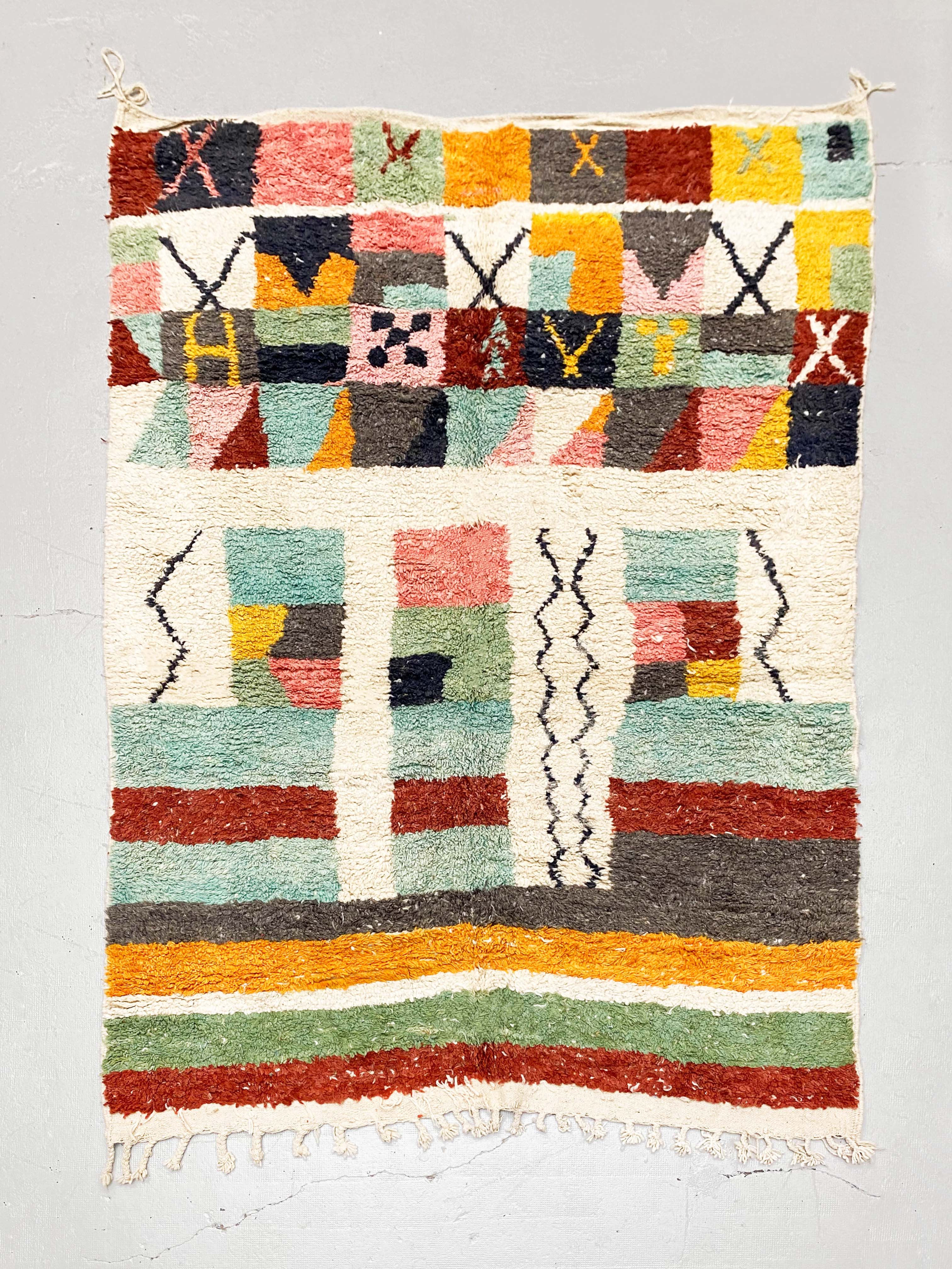 Tapis berbère Boujaad à motifs colorés 2,81x2,01m