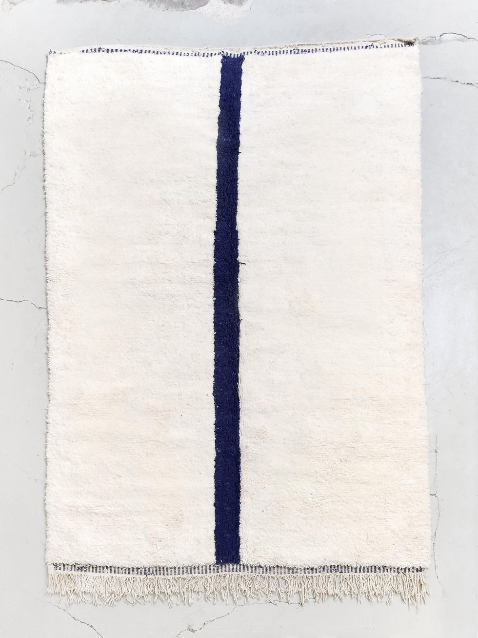 Miniature : Tapis berbère Beni Ouarain écru à ligne bleu marine 2,90x1,94m