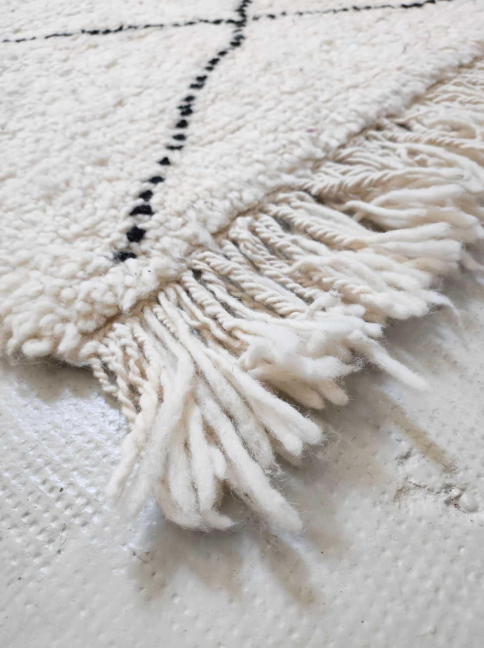 Miniature : Tapis berbère Beni ouarain à losanges noirs 2,56x1,48m