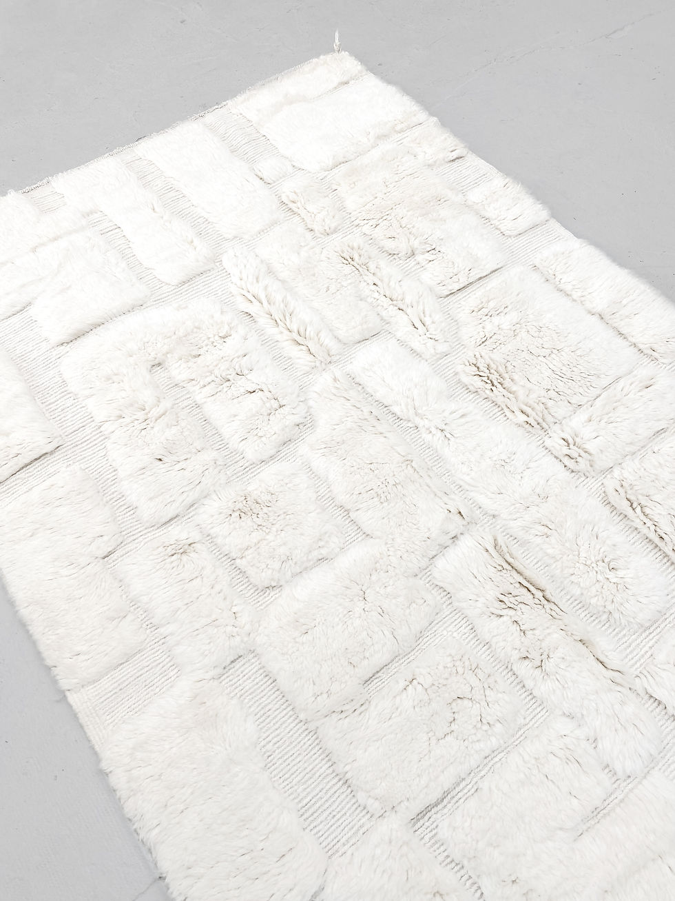 Miniatur: Ecru Beni Ouarain Berberteppich mit gravierten Motiven, 2,48 x 1,62 m