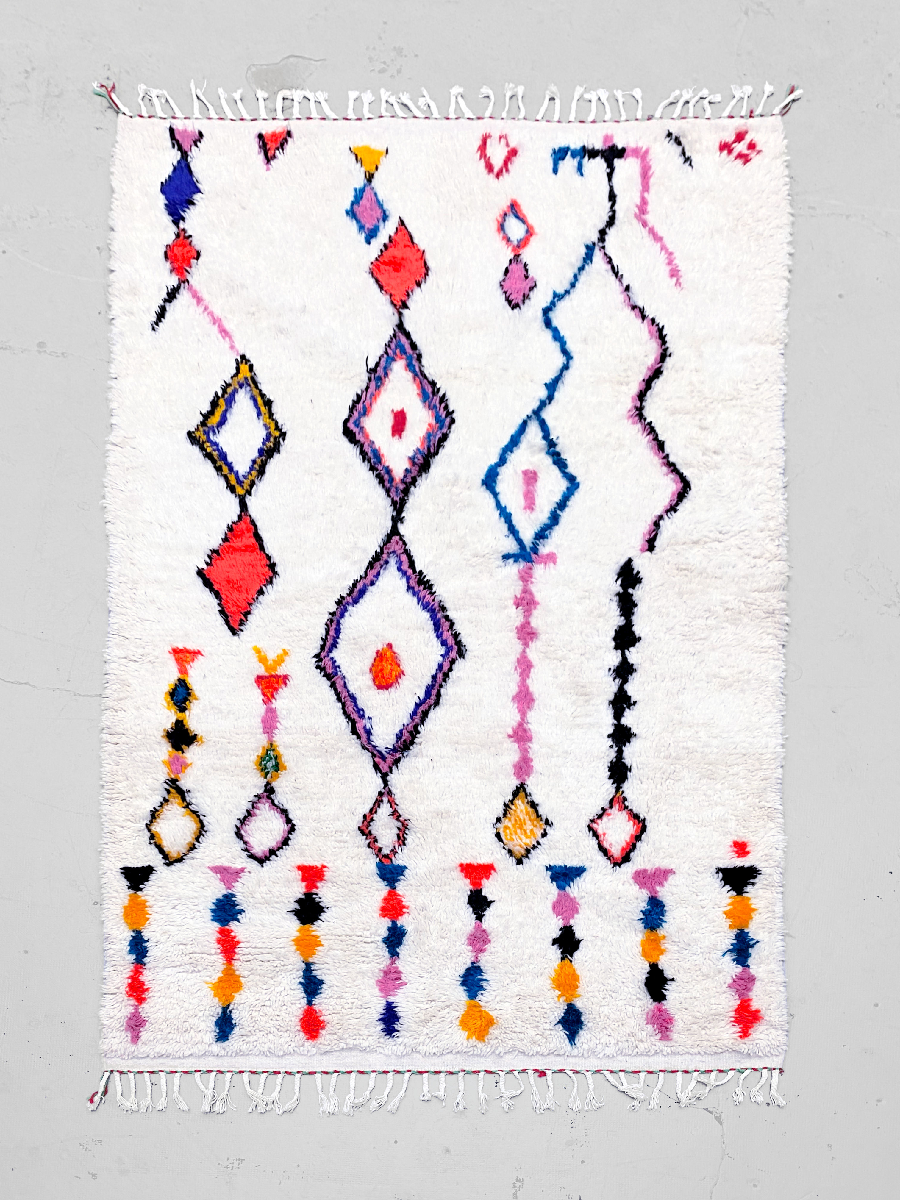 Tapis berbère Azilal à motifs colorés 2,47x1,45m