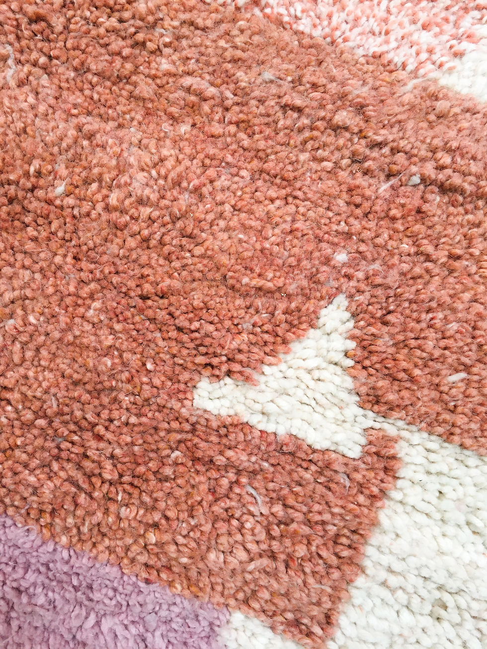 Miniatura: Alfombra bereber Beni Ouarain color crudo con coloridos estampados, 2,96 x 2,02 m