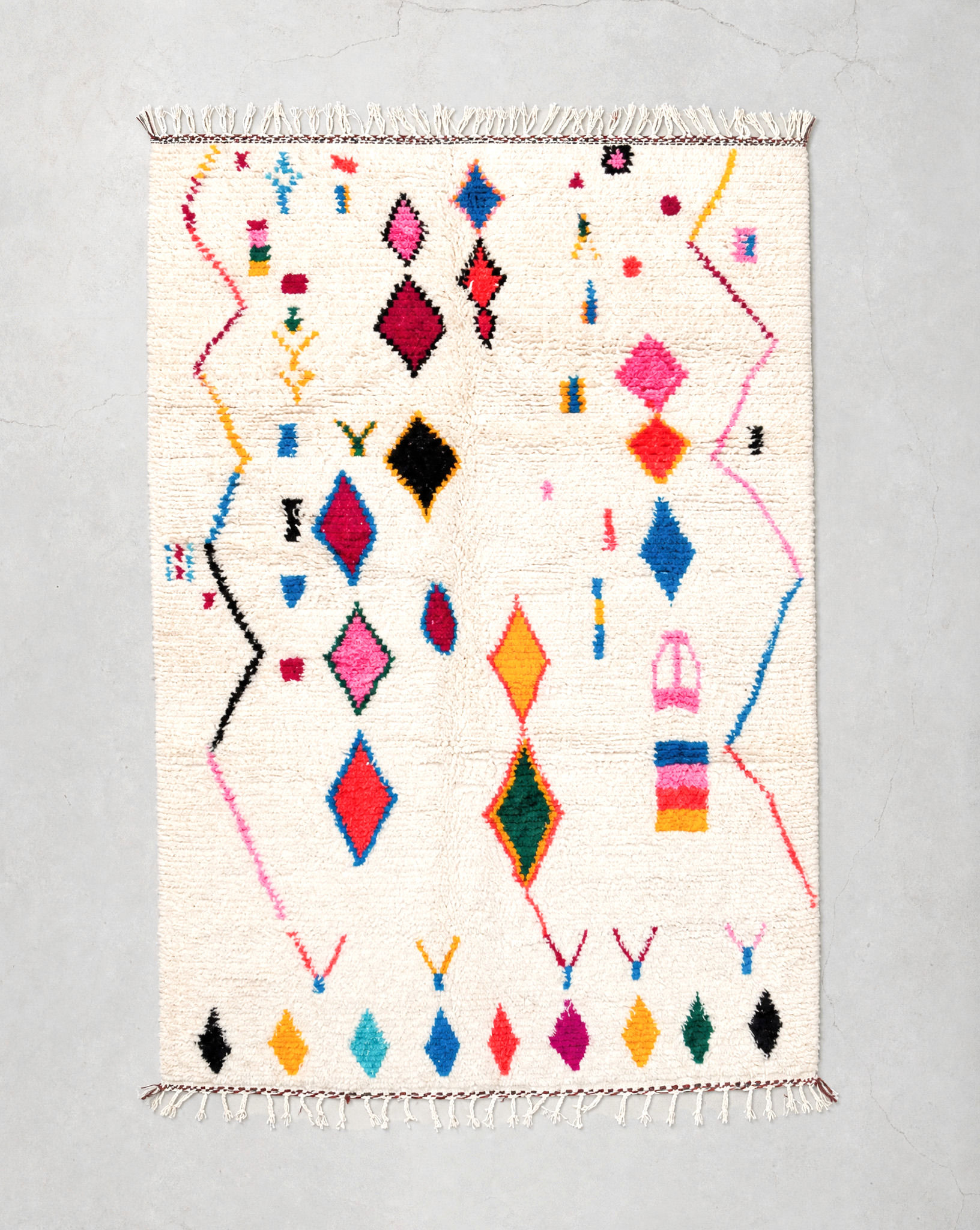 Tapis berbère Azilal à motifs colorés 2,57x1,69m