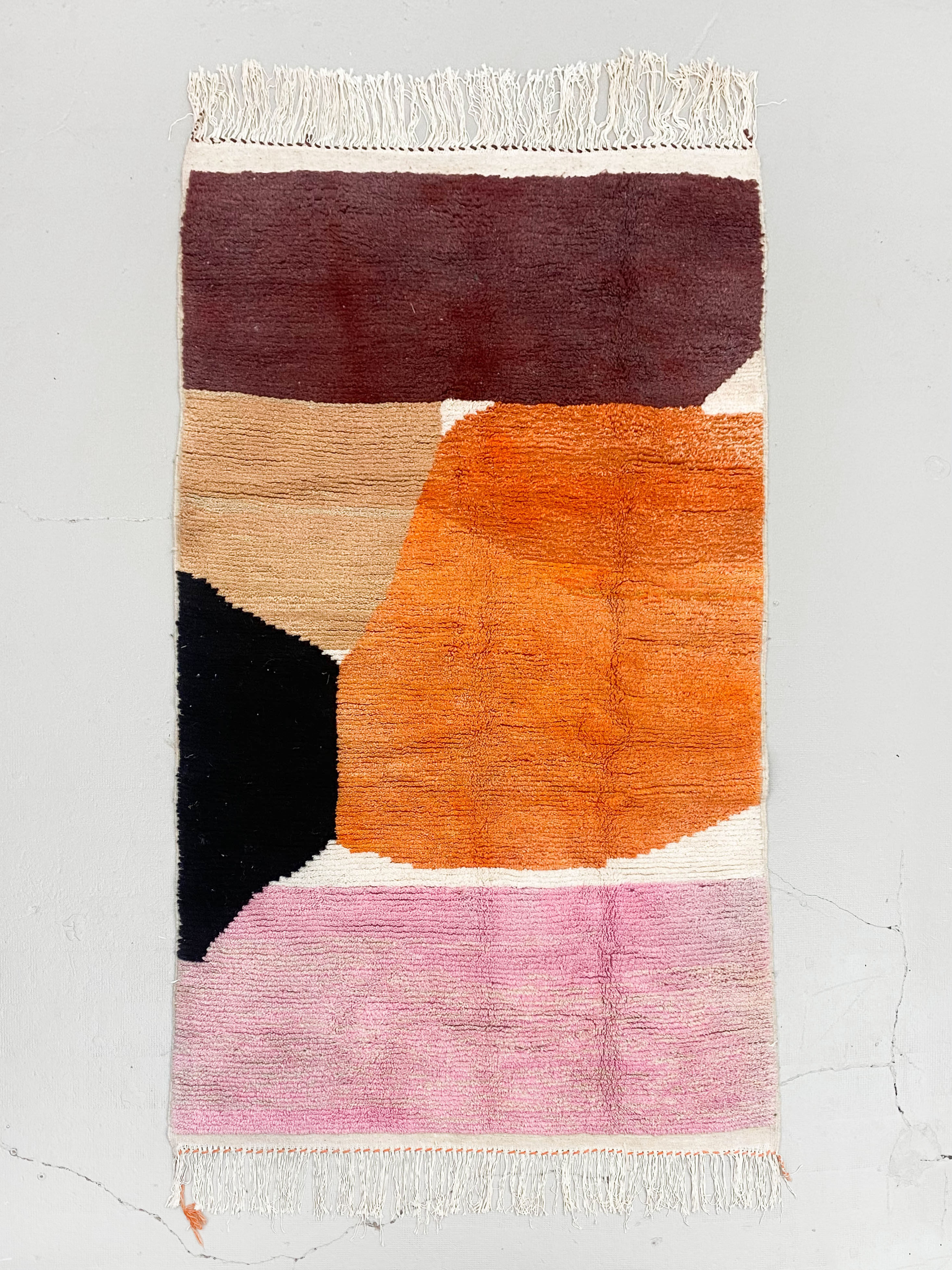 Tapis berbère Beni Ouarain écru à motifs colorés 2,40x1,40m