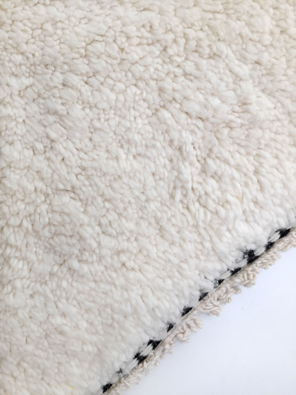 Miniature : Tapis berbère Beni Ouarain écru uni 2,90x1,97m