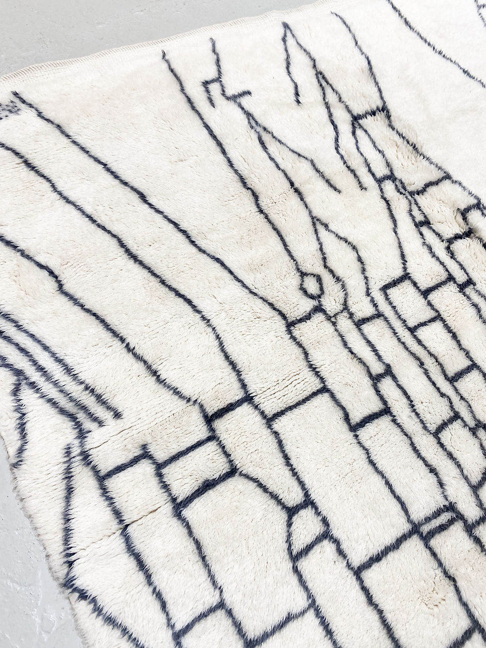 Miniatur: M'rirt Berberteppich, ecru mit grauen Mustern, 3,43 x 2,50 m