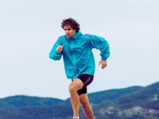 Hip Resurfacing Shows Lower Metal Ion Levels and Revision Risk Than Large-Head Metal-on-Metal THA