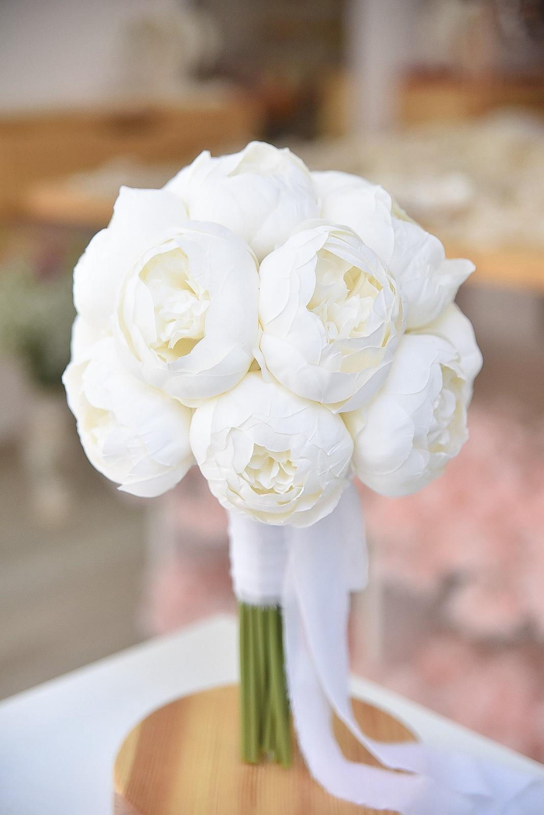 Kapalı Şakayık Buketi