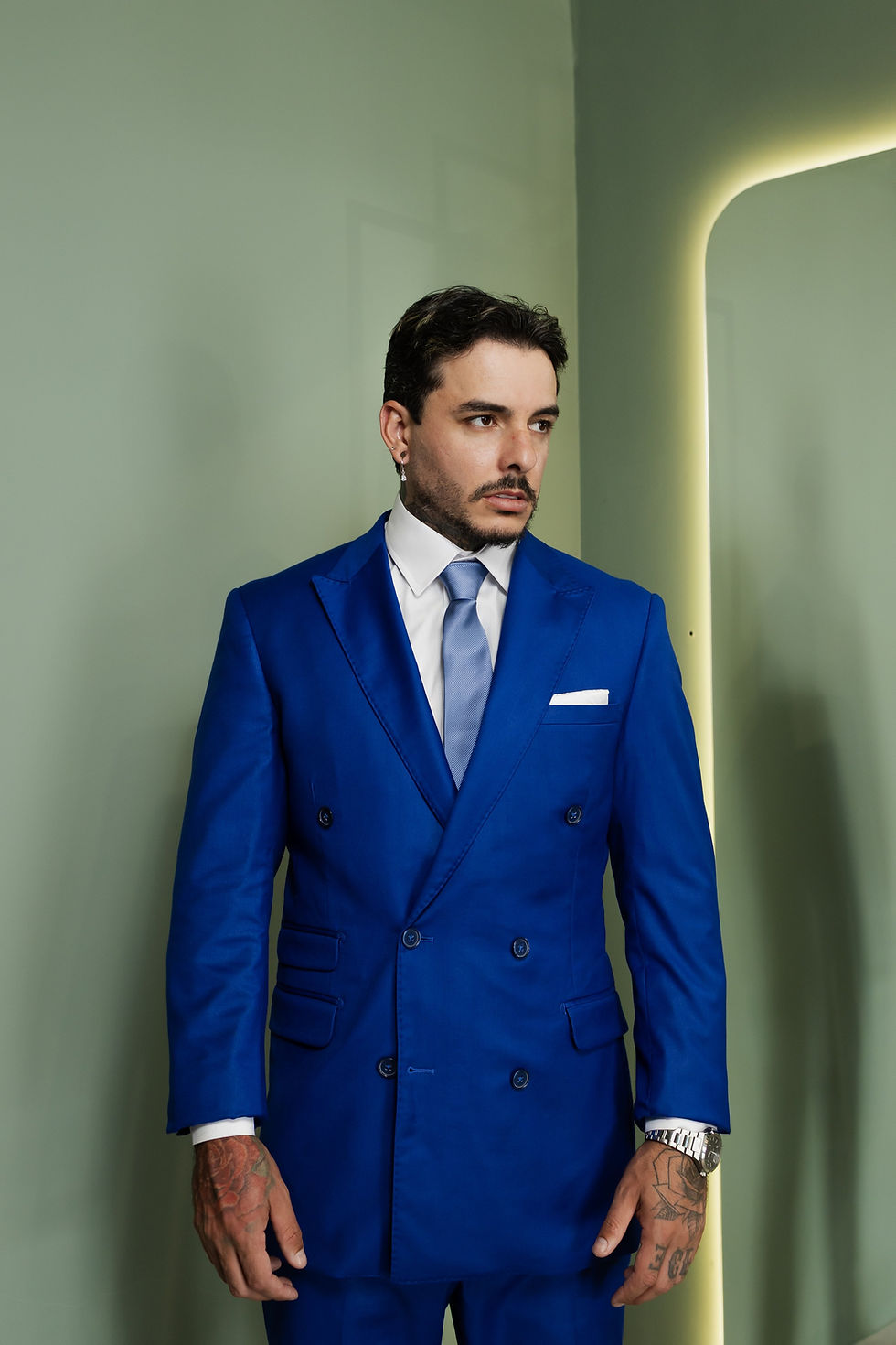 Miniatura: Aluguel Terno Azul Royal Transpassado