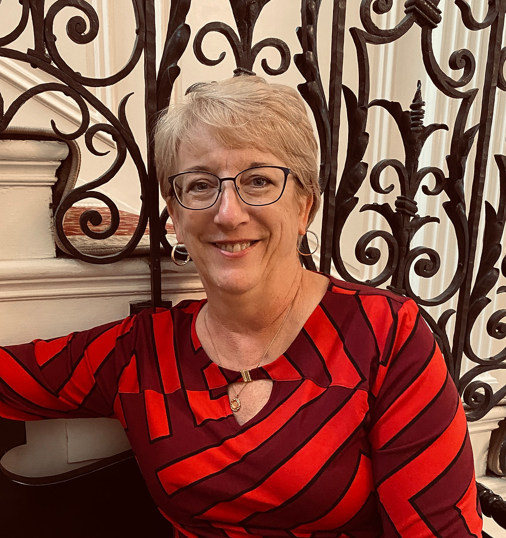 Author Holly Bush