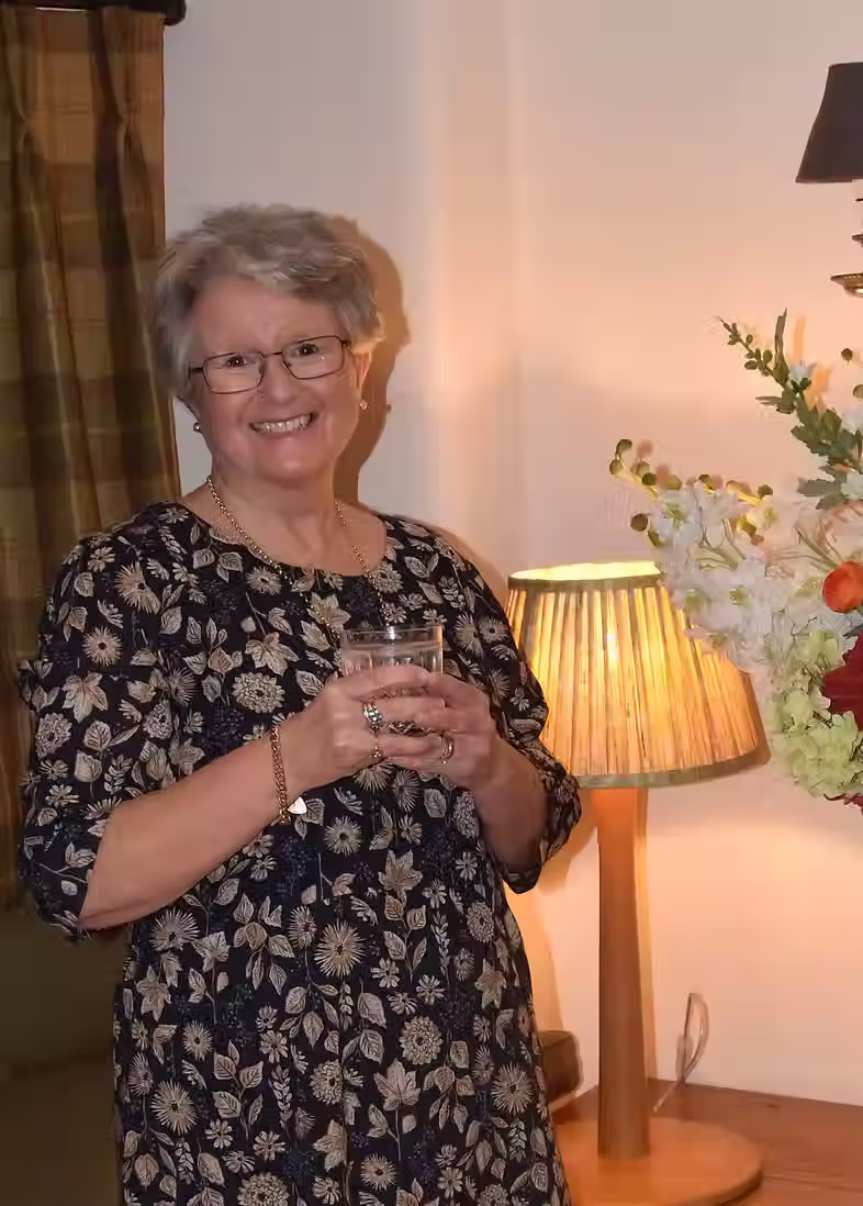 Author Allie Cresswell - author photo