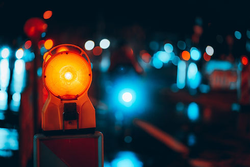 closeup-shot-warning-lamp-street-night.jpg