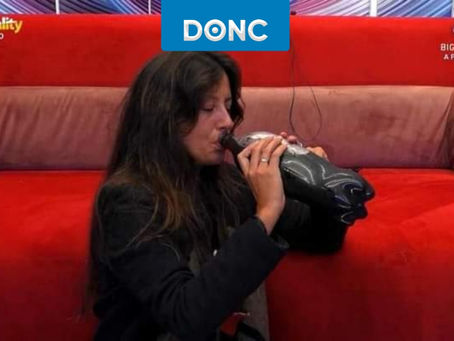 Sofia fica descontrolada ao receber a sua Coca-Cola