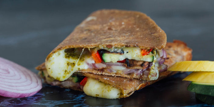 Lipstick And Lunges - Grilled Veggie Quesadilla - 21 Day Fix recipes