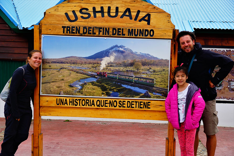 Ushuaia_-_Terre_de_Feu_-_En_train_ou_à_pied