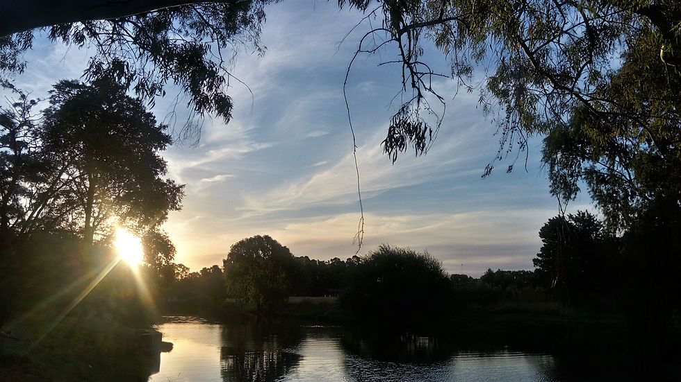 Azul_-_Riviere_de_fin_de_journée