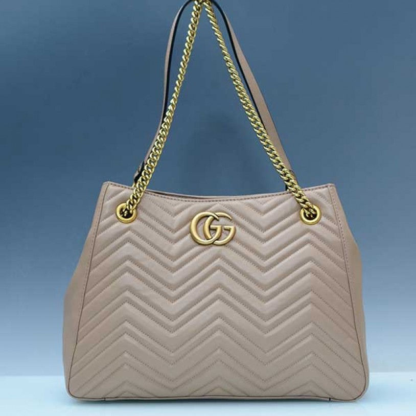 Thumbnail: Gucci GG Marmont Matelassé Shoulder Bag