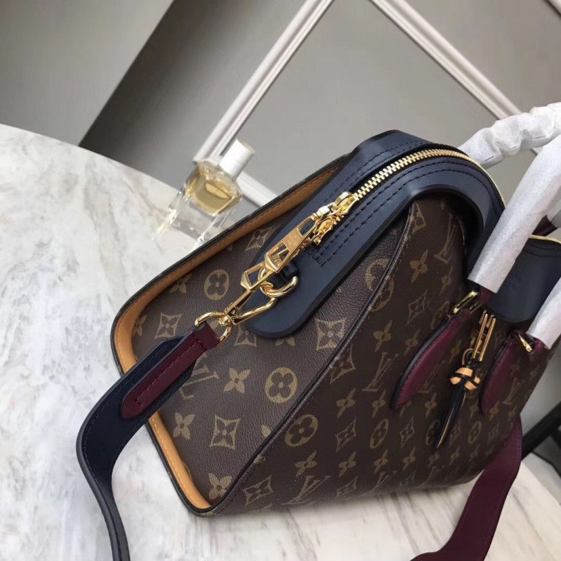 Thumbnail: LOUIS VUITTON Tuileries Toile Monogram Canvas Bag