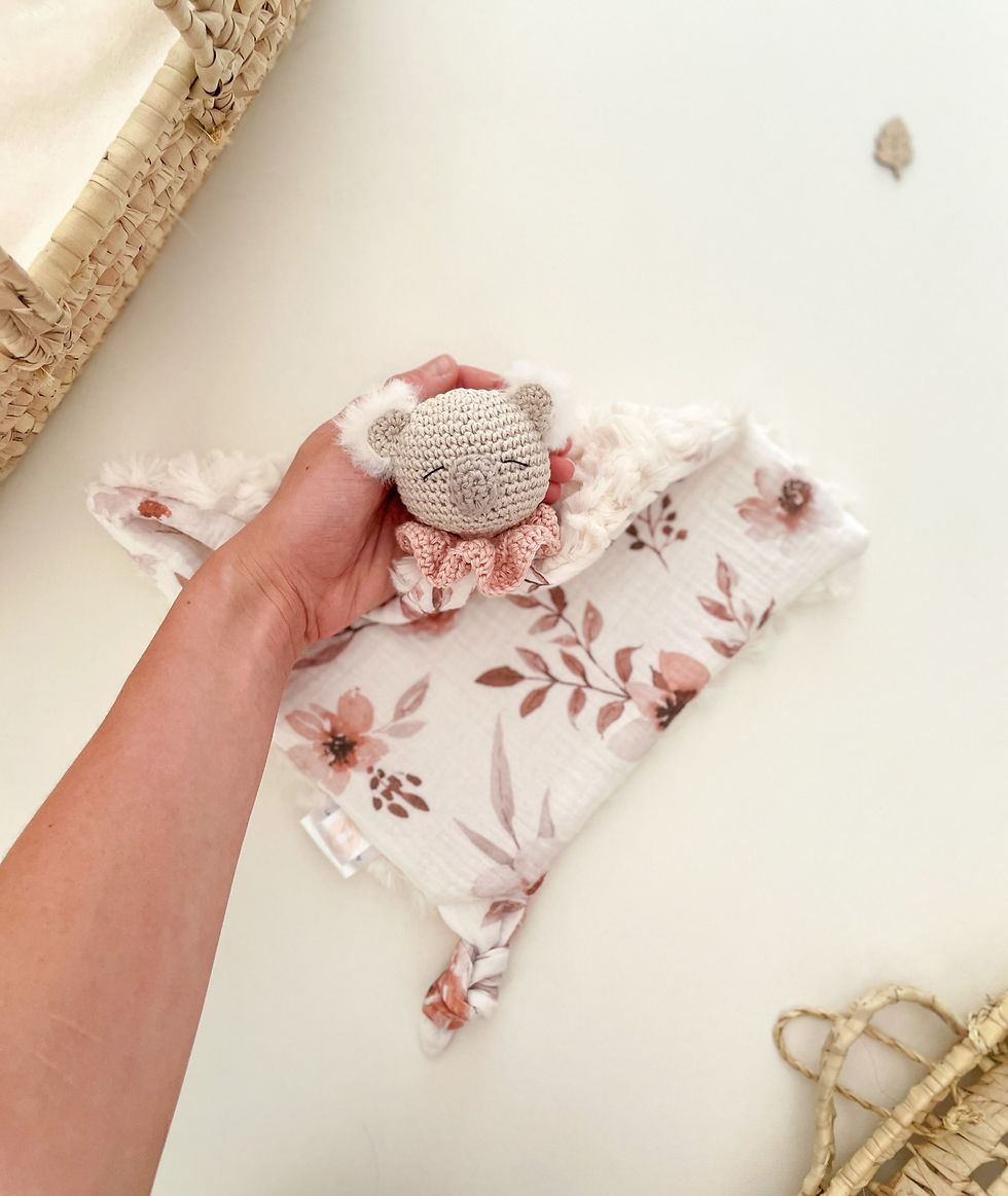 Sacha, mon doudou lange koala pivoine