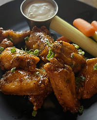 Buffalo house wings w/ ranch dip and celery & carrots