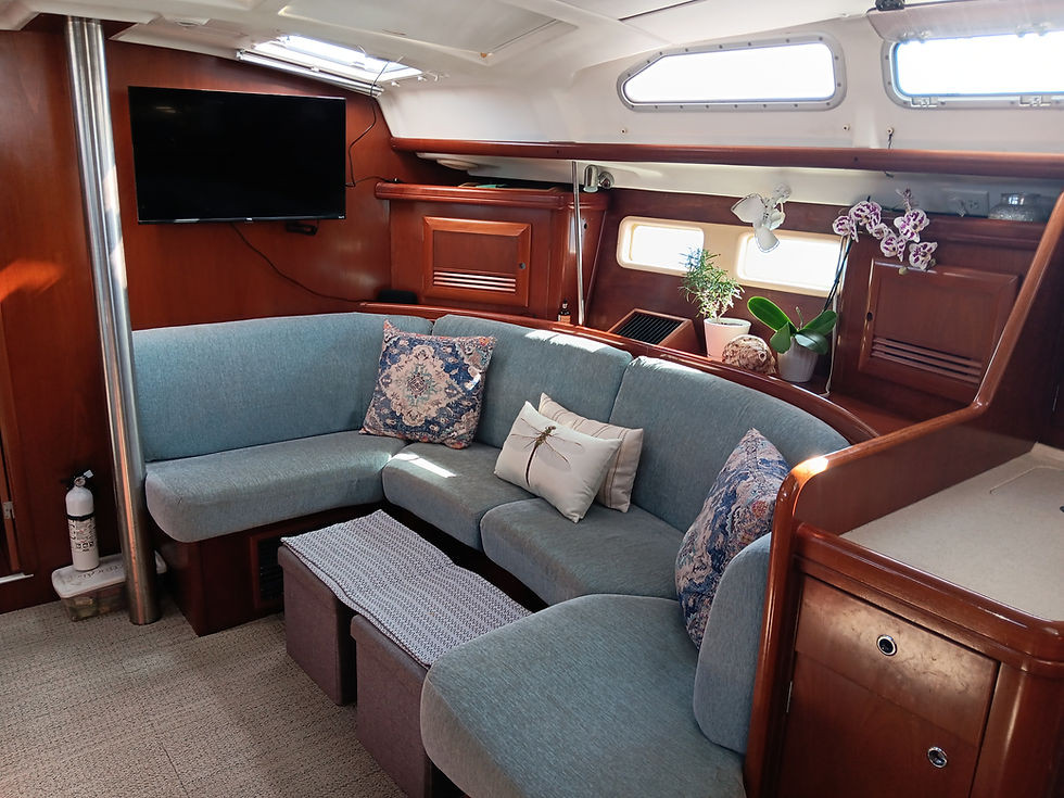 Thumbnail: 2005 Beneteau 423