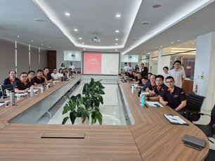 AI浪潮下的企業生存策略：專家闡述轉型關鍵超越工具應用，核心在於頂層設計