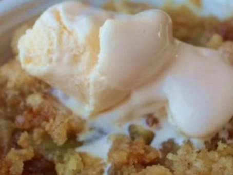 Easy Caramel Apple Cobbler Dump Cake Recipe!!!
