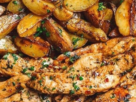 Garlic Butter Steak and Potatoes Skillet!