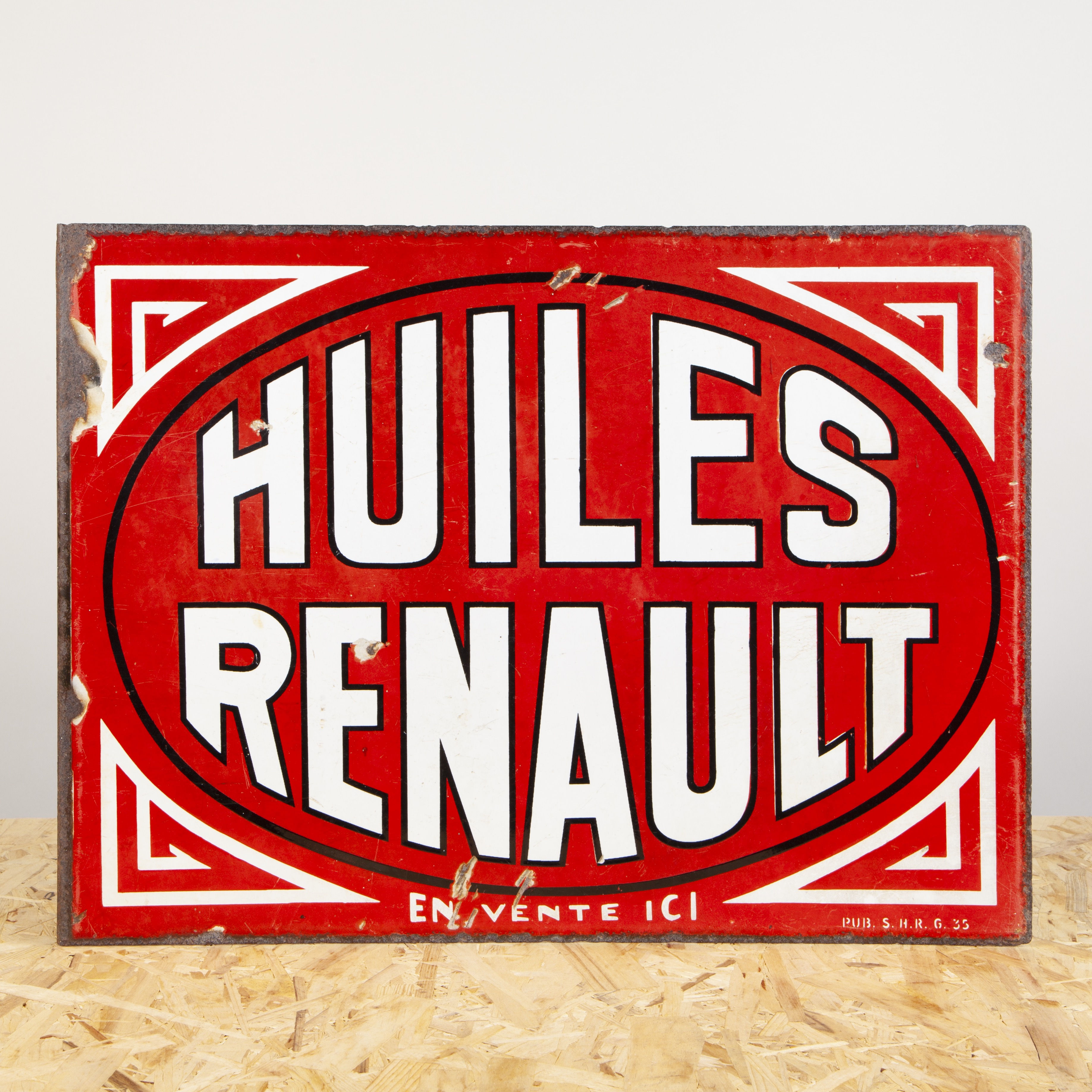 FANTASTIC HUILES (MOTOR OILS) RENAULT ENAMEL FLANGE SIGN