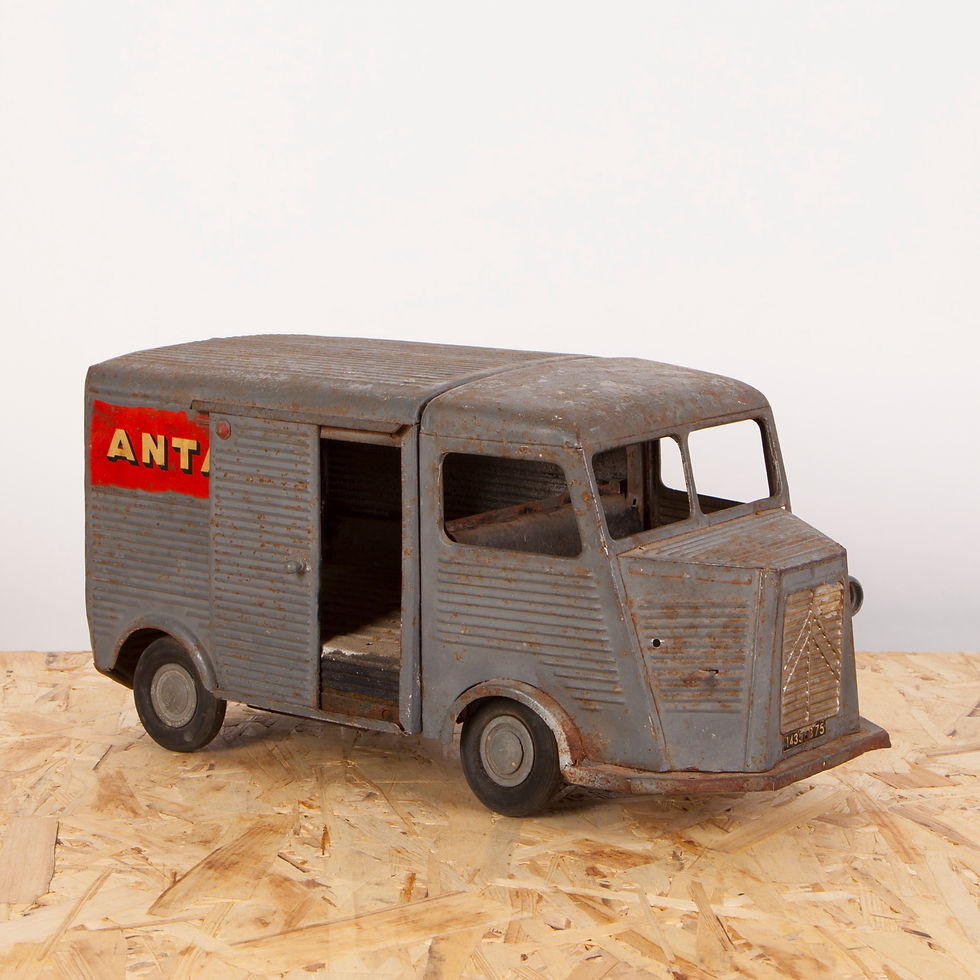 Thumbnail: WELL WORN MODEL CITROËN HY ANTAR ADVERTISING TRUCK