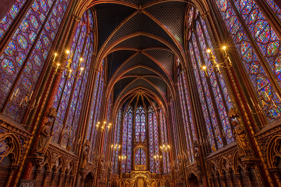 Saint Chapelle, Paris. Photo by Diego Delos, Wikipedia