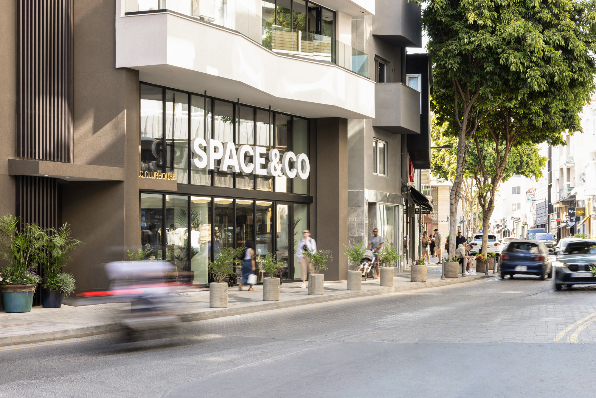 SPACE and Co. coworking workplace interior by MOIRE Architects
