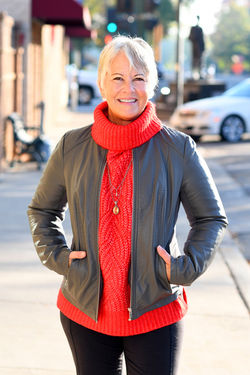 CapturedByCrystalAnnPortraitChaskaMN-12