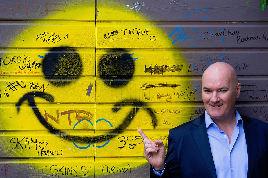 Seamus Kearney, Seamus Kearney Media, TV & Radio Journalist, France & Europe Correspondent, Freelance & Independent, Media Relations Consultant, Media Trainer, Moderator of Conferences & Debates, Based in Lyon, France
