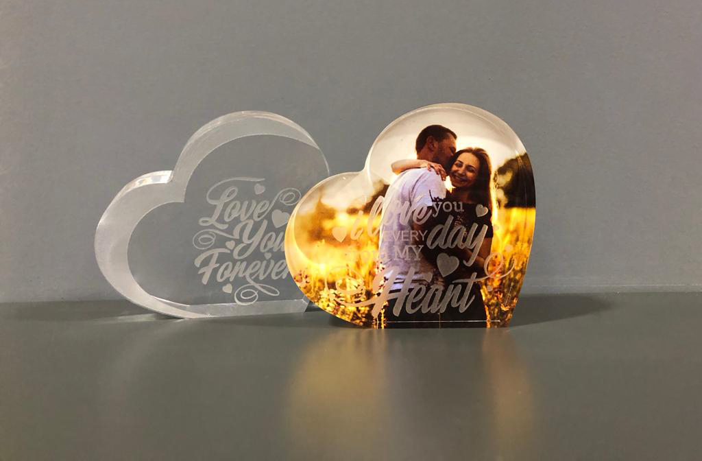 Corações Acrílico_Gravação a laser