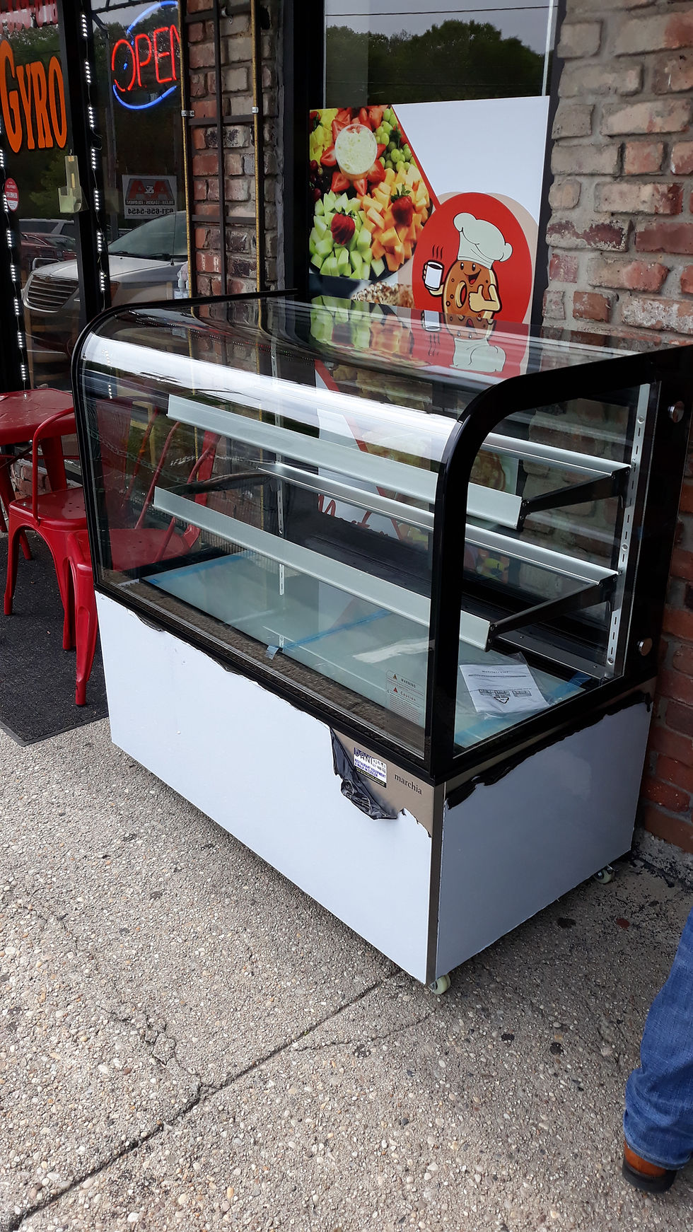 Thumbnail: 48" Curved Glass Refrigerated Bakery Display Case