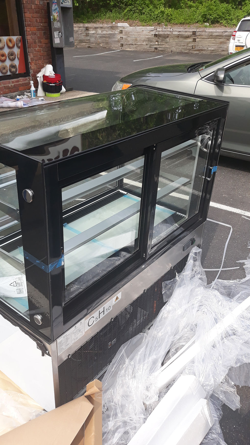 Thumbnail: 48" Curved Glass Refrigerated Bakery Display Case