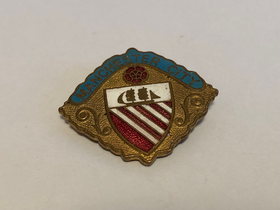 Vintage Manchester City Football Club Enamel Badge Close