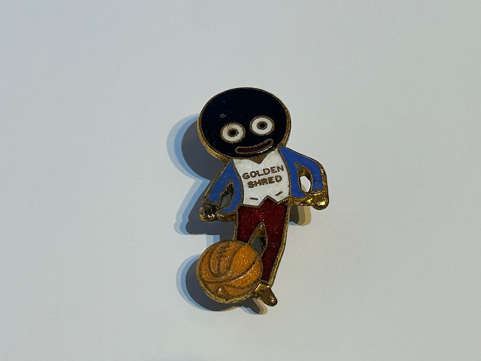 Vintage Robertson's Footballer Golly Enamel Badge