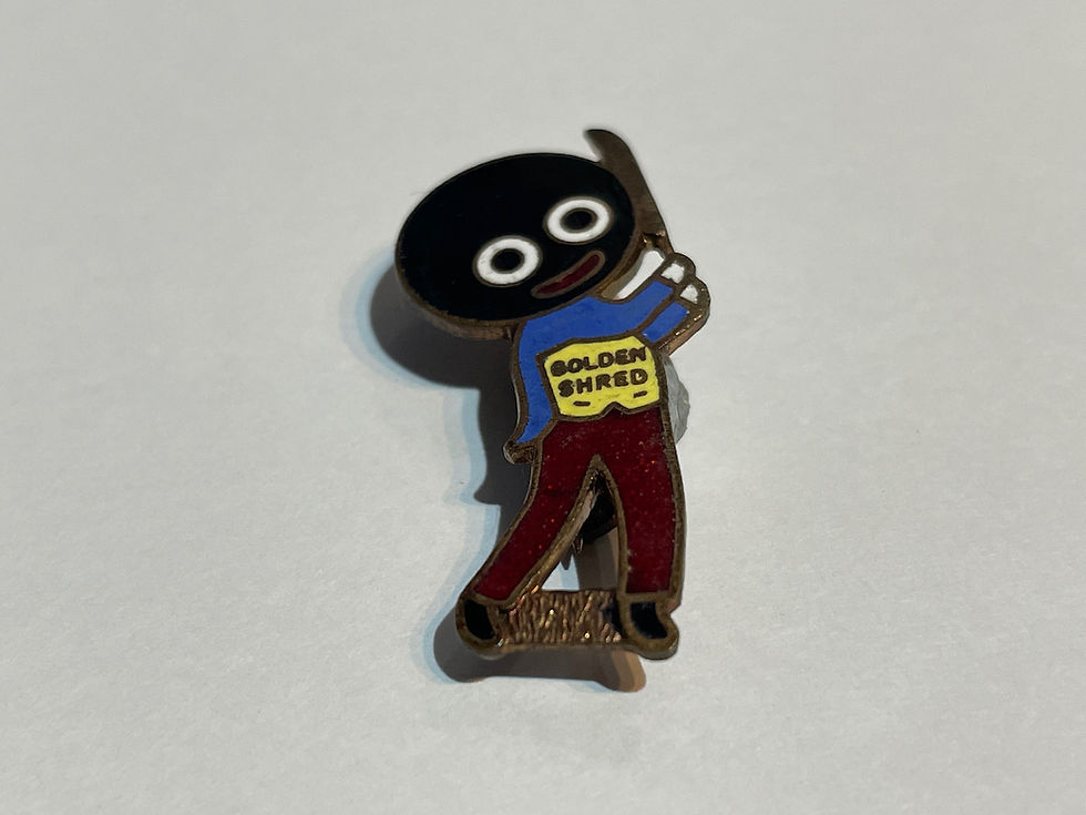 Pre War Robertsons Golly Cricketer Enamel Badge by Melsom Close