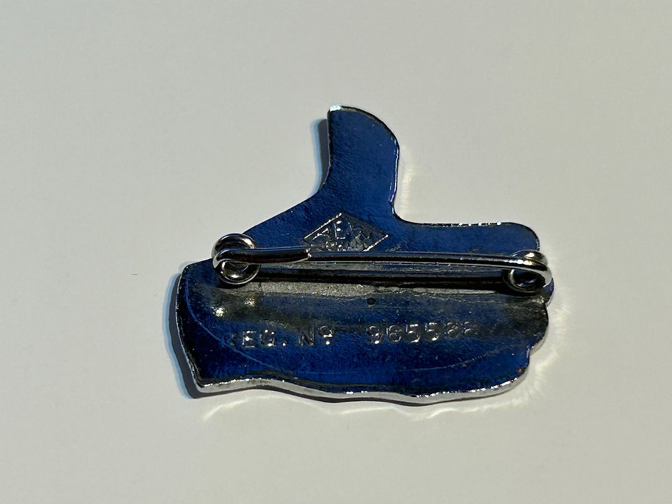 Everton Football Club Thumbs Up Enamel Badge by AEW
