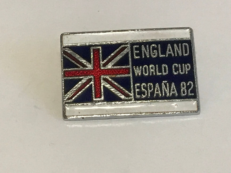 England World Cup Espana 82 Enamel Badge Front