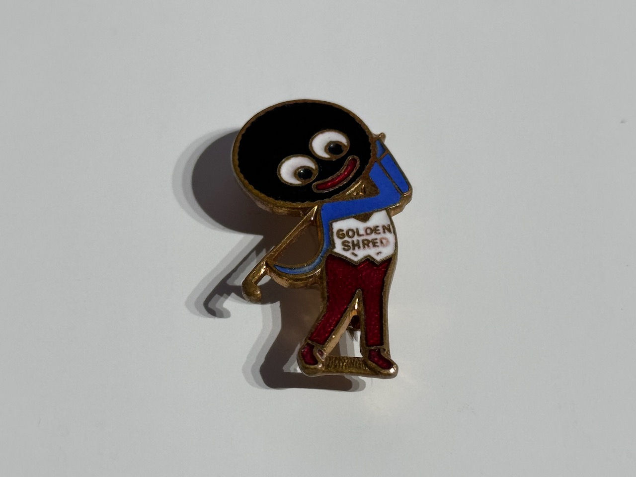 Vintage Robertson's Golly Golfer Enamel Badge by Gomm