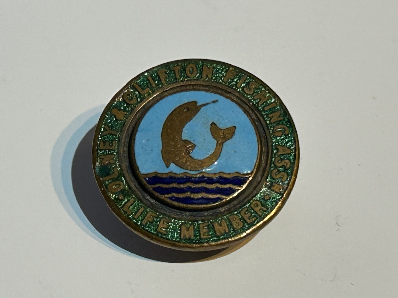 Olney & Clifton Fishing Association Life Member Enamel Badge
