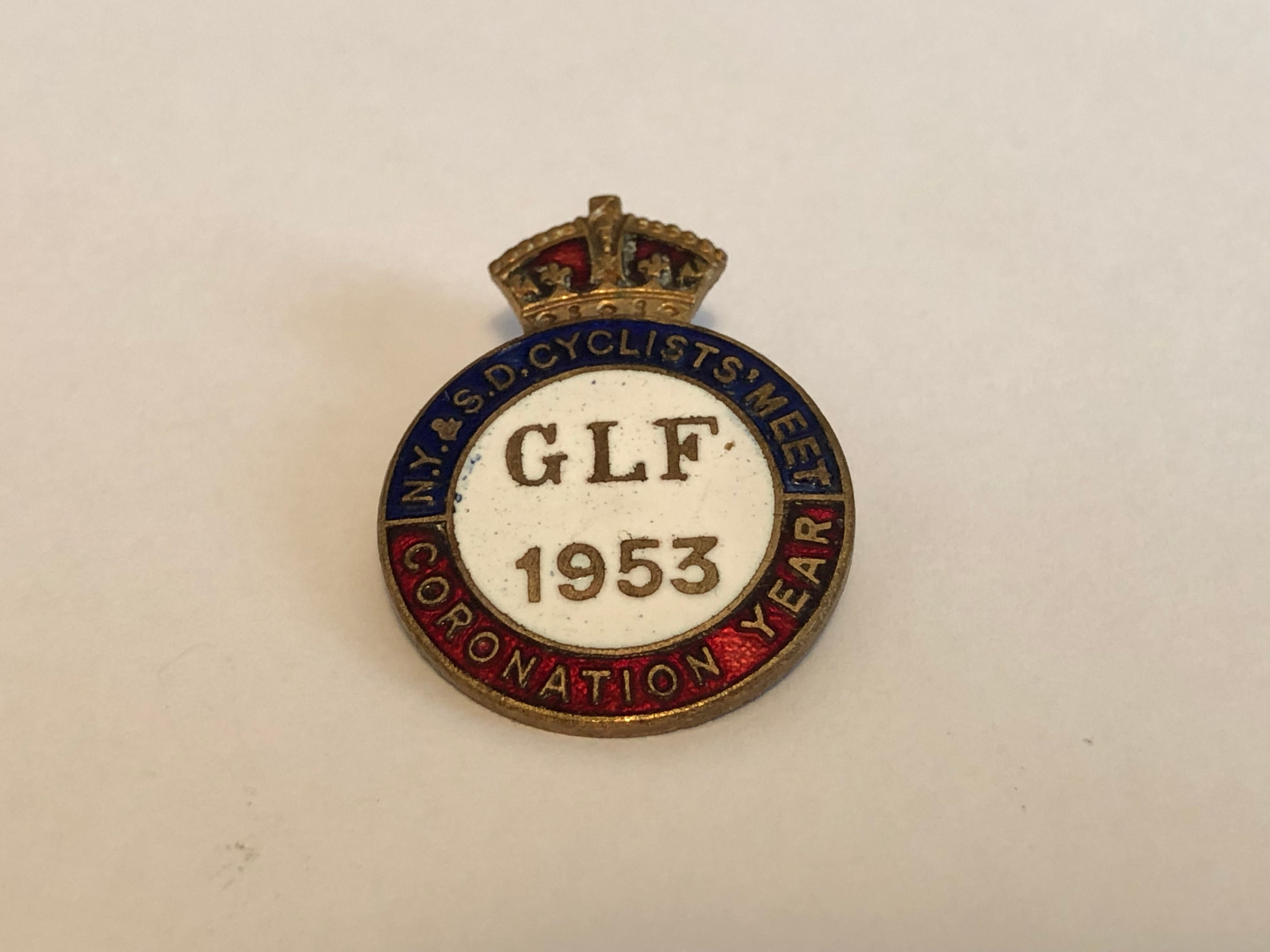 1953 N.Y. & S.D. Cyclists Meet Coronation Year Enamel Badge