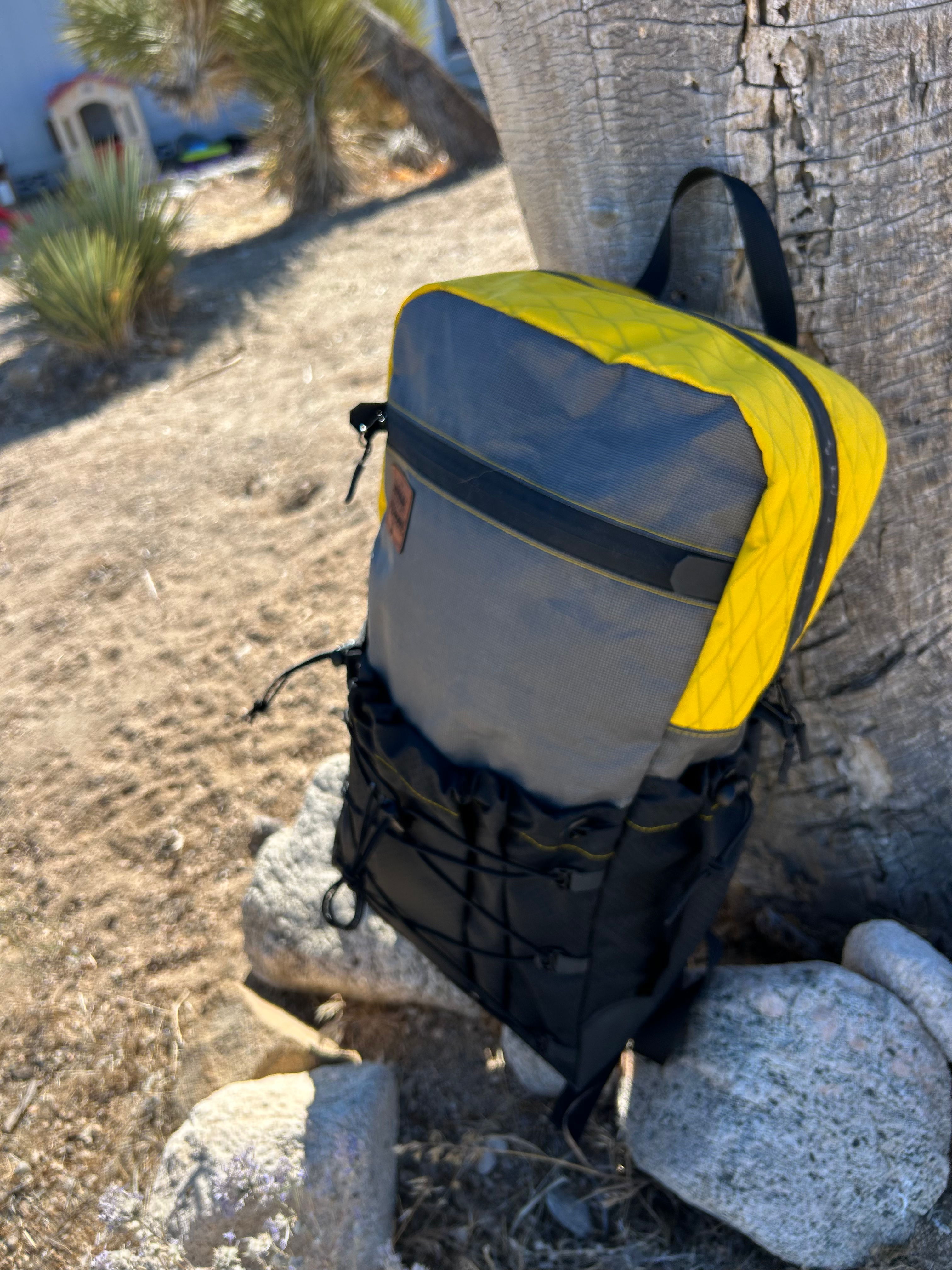 16 L backpack