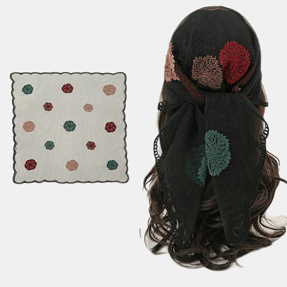 Miniature : Foulard casual carré avec broderie bohème.