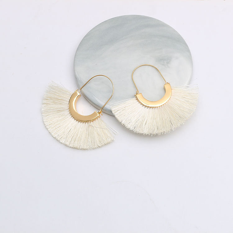 Miniature : Boucles d'oreilles à pampilles en soie de Bohème.