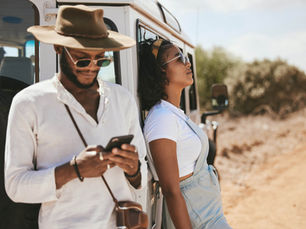 Image of two adventurous travelers related to the travel article about what travel brands can learn from the most inspiring speakers in the travel industry.